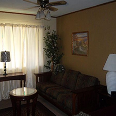 Holiday Motel Canon City Buitenkant foto